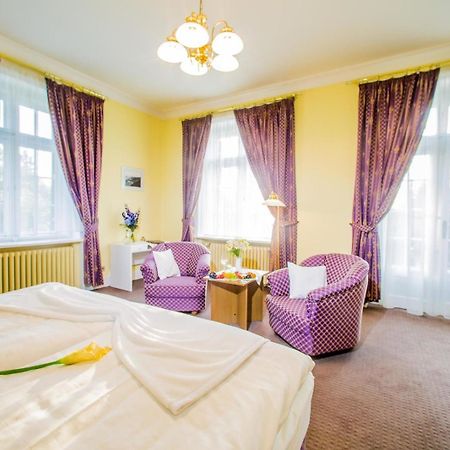 Hotel Veba Броумов Экстерьер фото